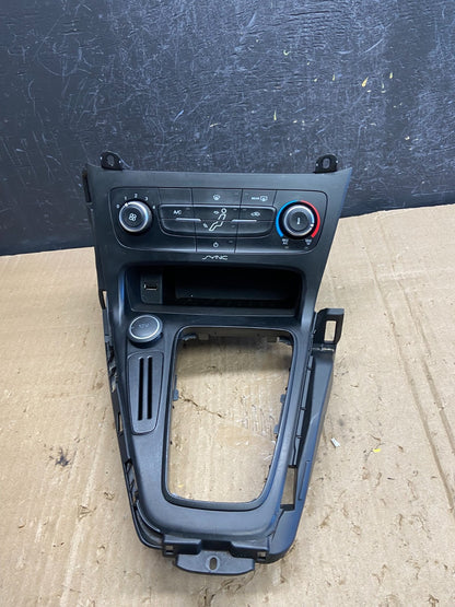 2015 2018 Ford Focus Ac Heater Climate Control Shifter Bezel Trim ae2002 DG0