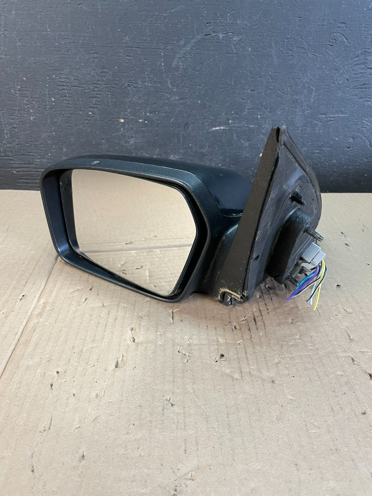 2006-2010 Ford Fusion Milan Left Driver Side Door Mirror AD8673 DW2