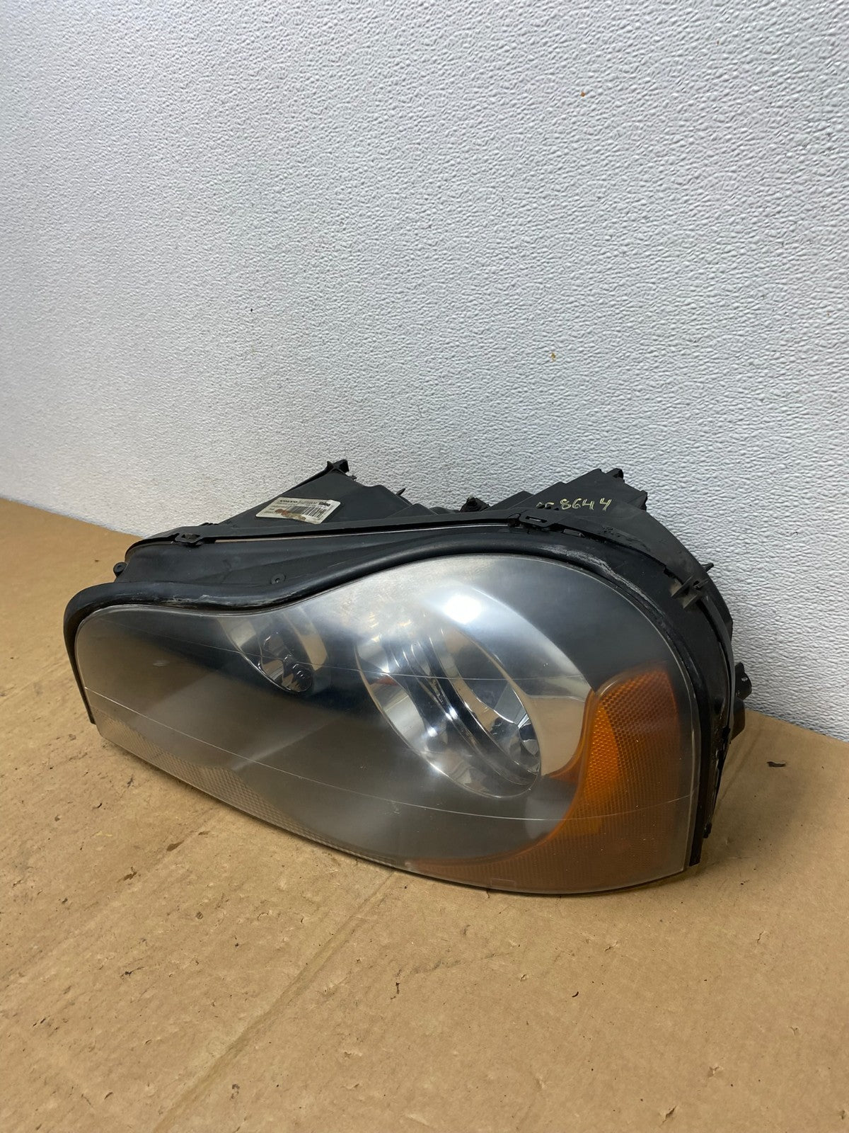 2003-2013 Volvo XC90 Left Driver LH Side Halogen Headlight AC8644 DW1