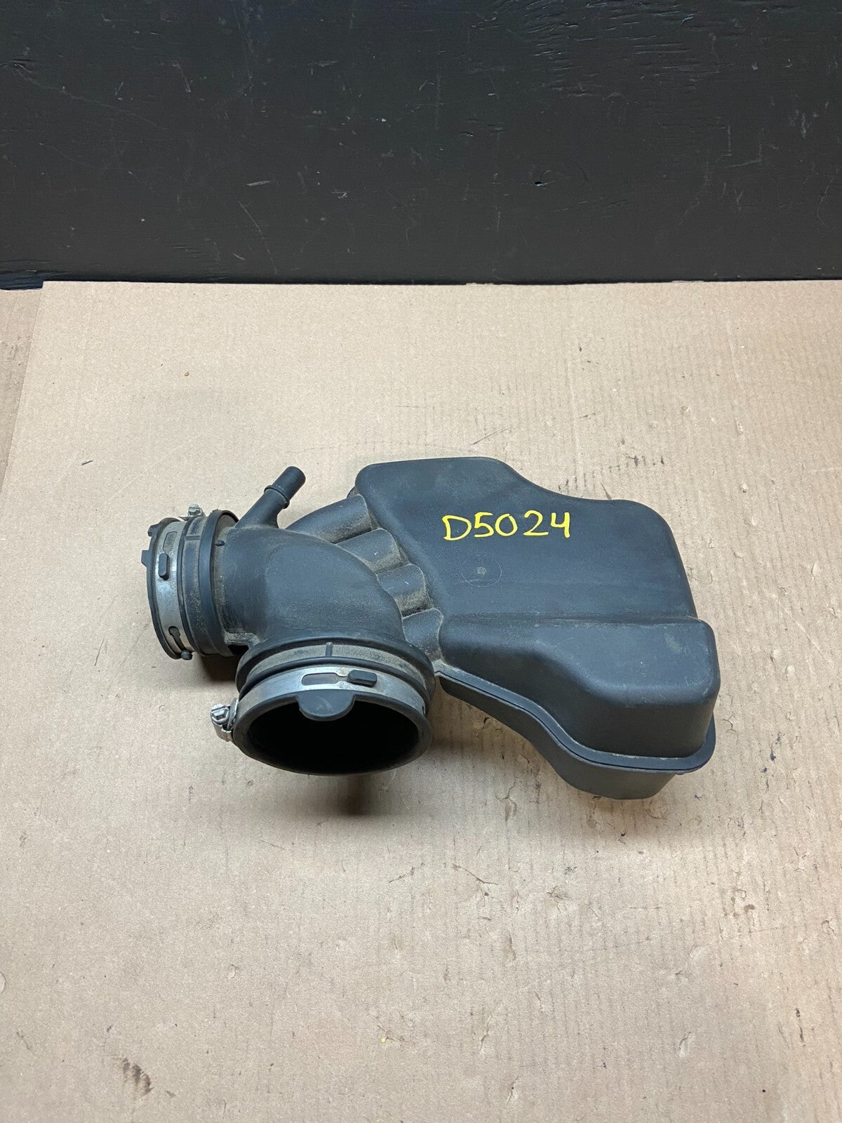 2020-2023 Ford Explorer Aviator Front Engine Air Intake Box D5024 PS0