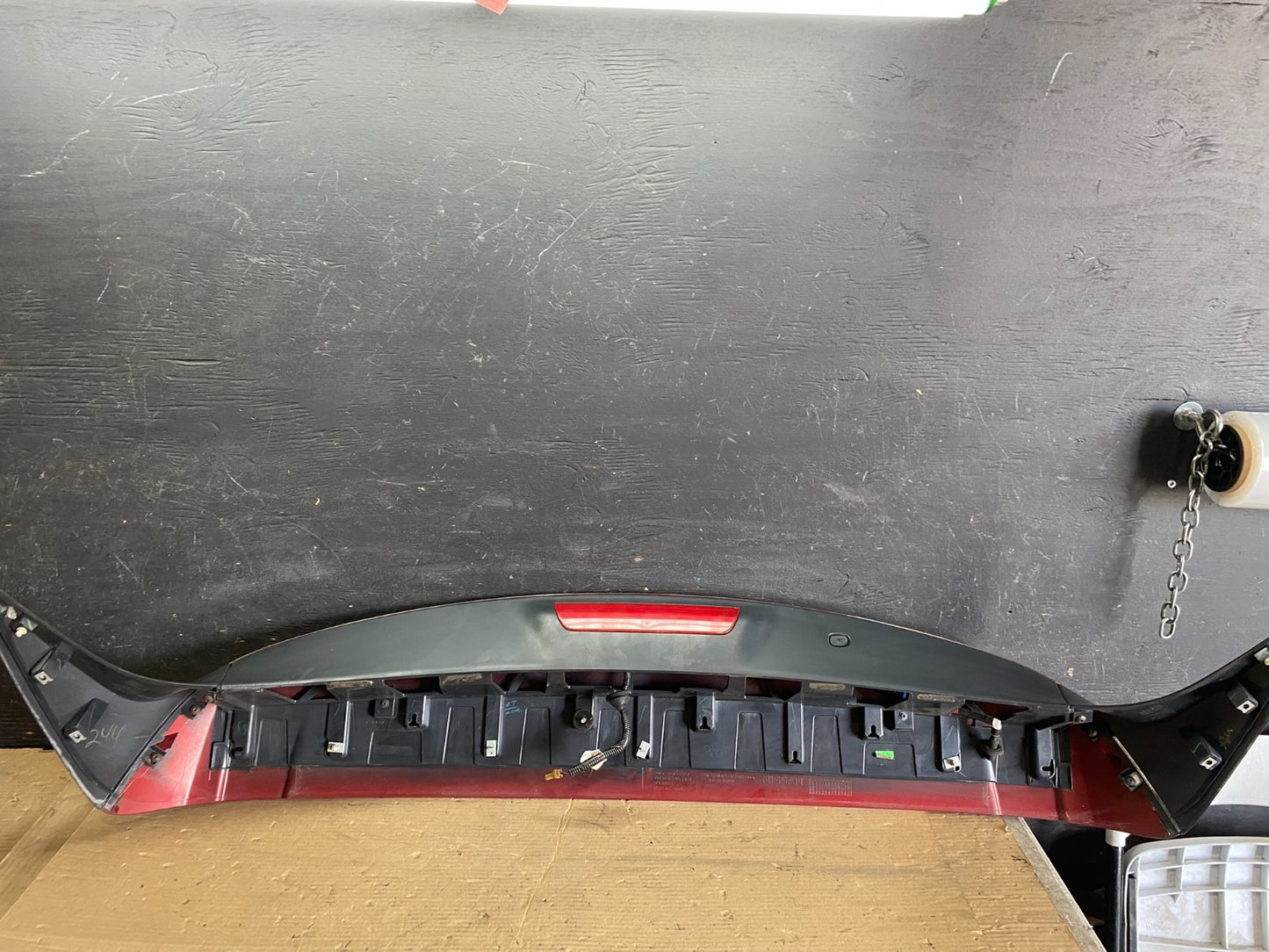 2013 to 2020 Nissan Pathfinder Rear Spoiler Wing Oem  R2199 DG9