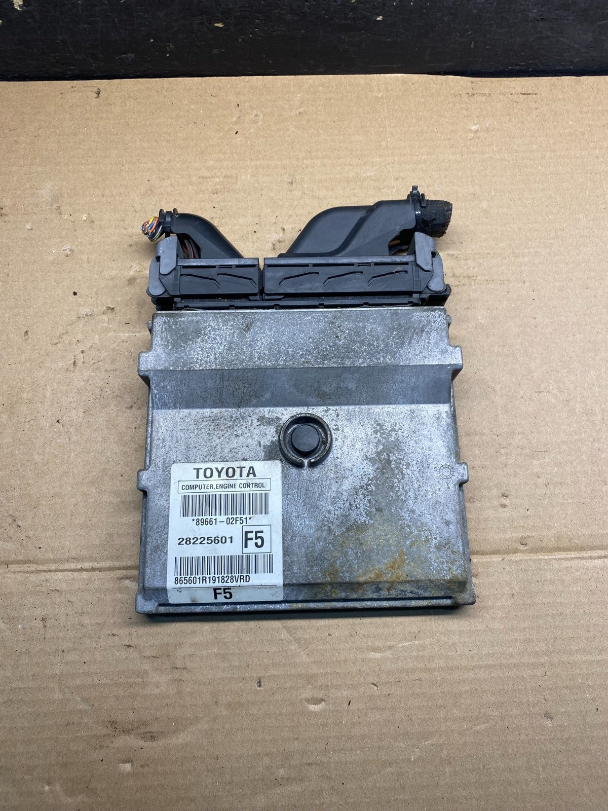 2009 to 2010 Toyota Corolla Engine Control Computer ECU PCM ai7517 DG0