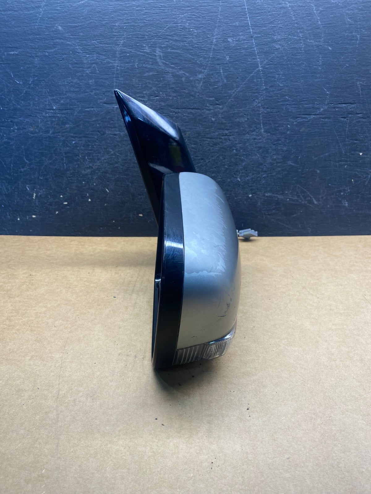 2006 to 2007 Subaru B9 Tribeca Right Passenger Door Turn Signal Mirror AH4959 DG10