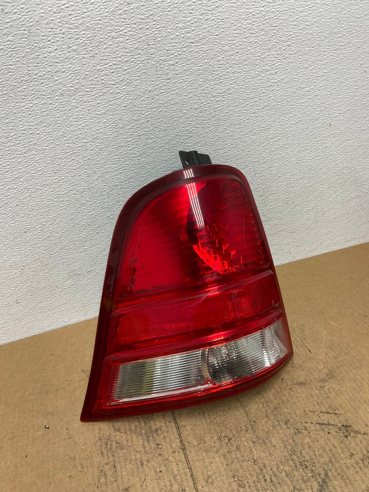 2004 to 2007 Ford Freestar Left Driver LH Side Tail Light DEPO AC3713 LK2