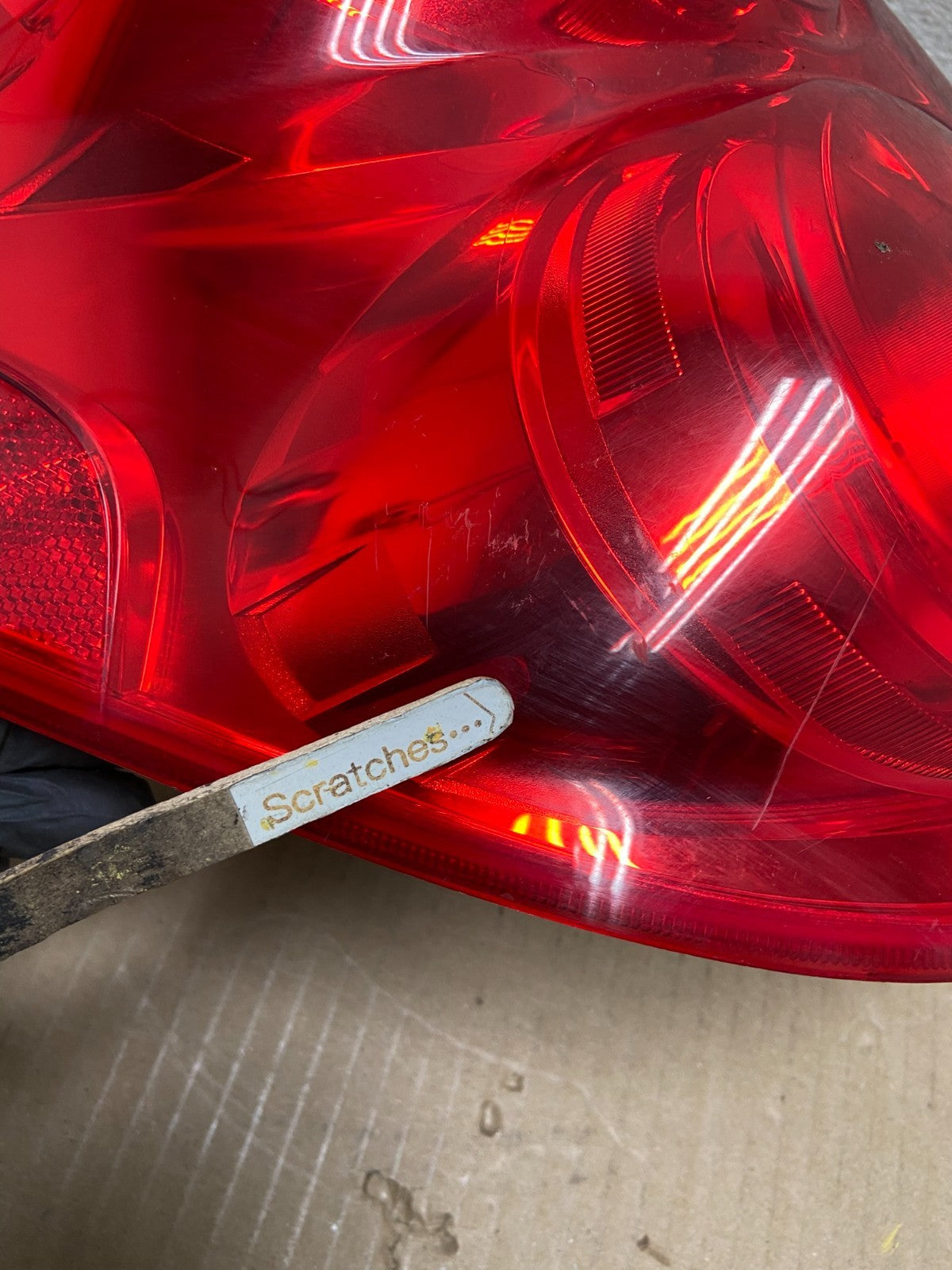 2010 to 2015 Chevrolet Equinox Left Driver Lh Side Tail Light AI9463 LK3