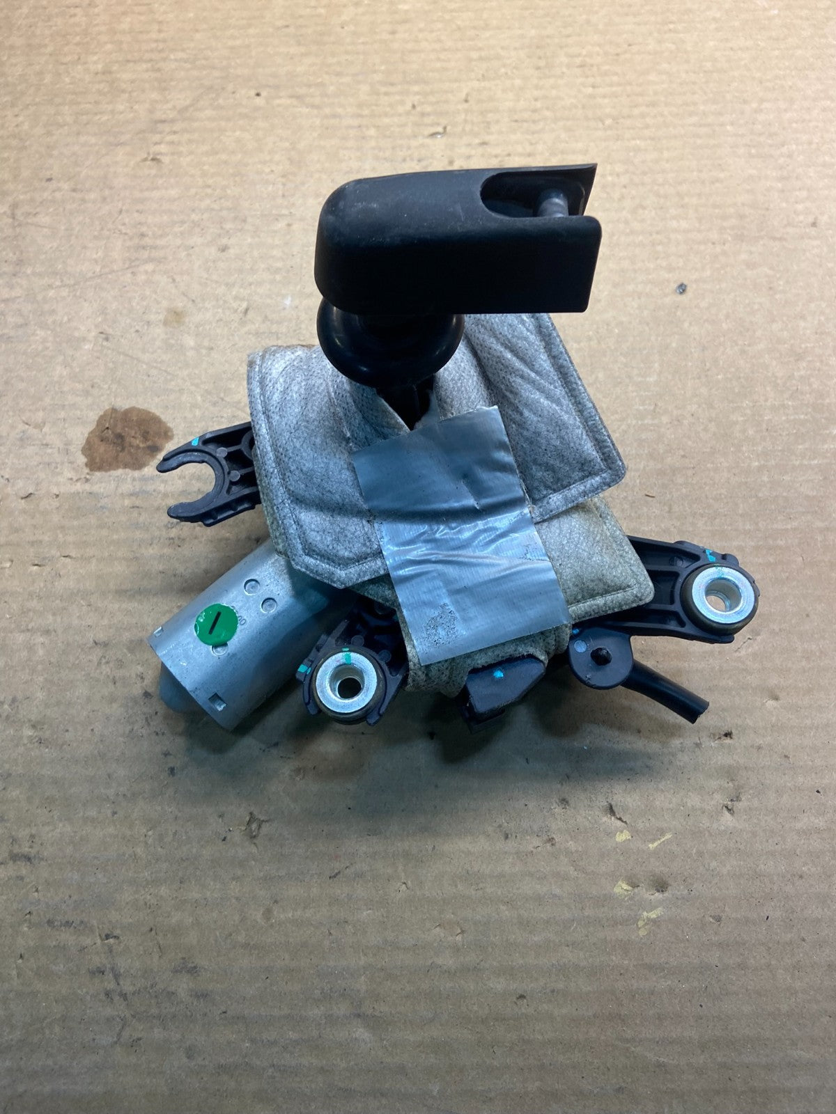 2017 to 2021 Nissan Rogue Rear Windshield Wiper Motor OEM aa0649 DG2