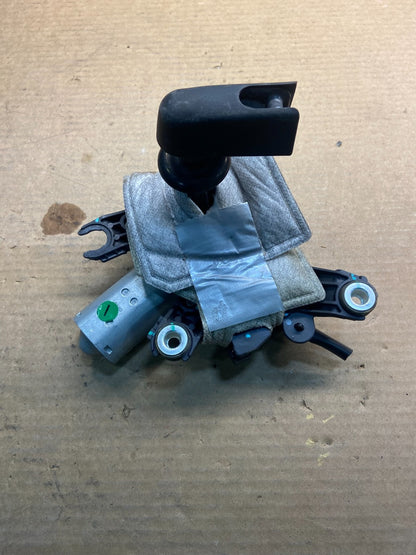 2017 to 2021 Nissan Rogue Rear Windshield Wiper Motor OEM aa0649 DG2