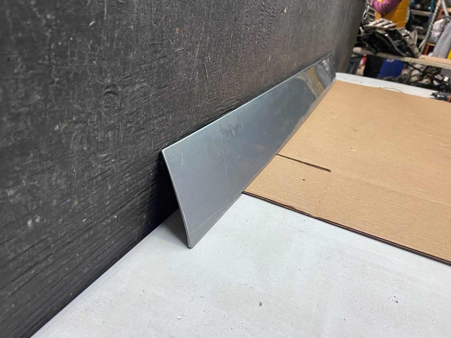 2005 to 2010 Odyssey Honda Driver Side Rear Door Rail Cover J14142