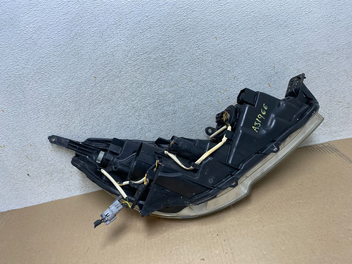 2010 2011 2012 Subaru Legacy Outback Left Driver Halogen Headlight AJ1966 DW7