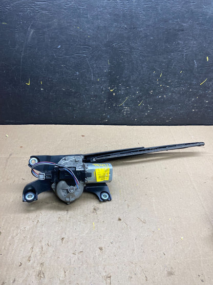 2011 to 2014 Ford Edge Licnoln MKX Rear Windshield Wiper Motor T9721 DG4