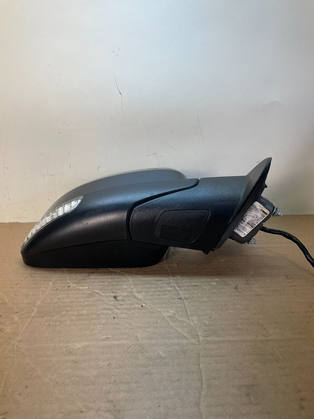 2011 to 2013 Dodge Durango Right Passenger Turn Sgn View Door Mirror AG9890 DW3