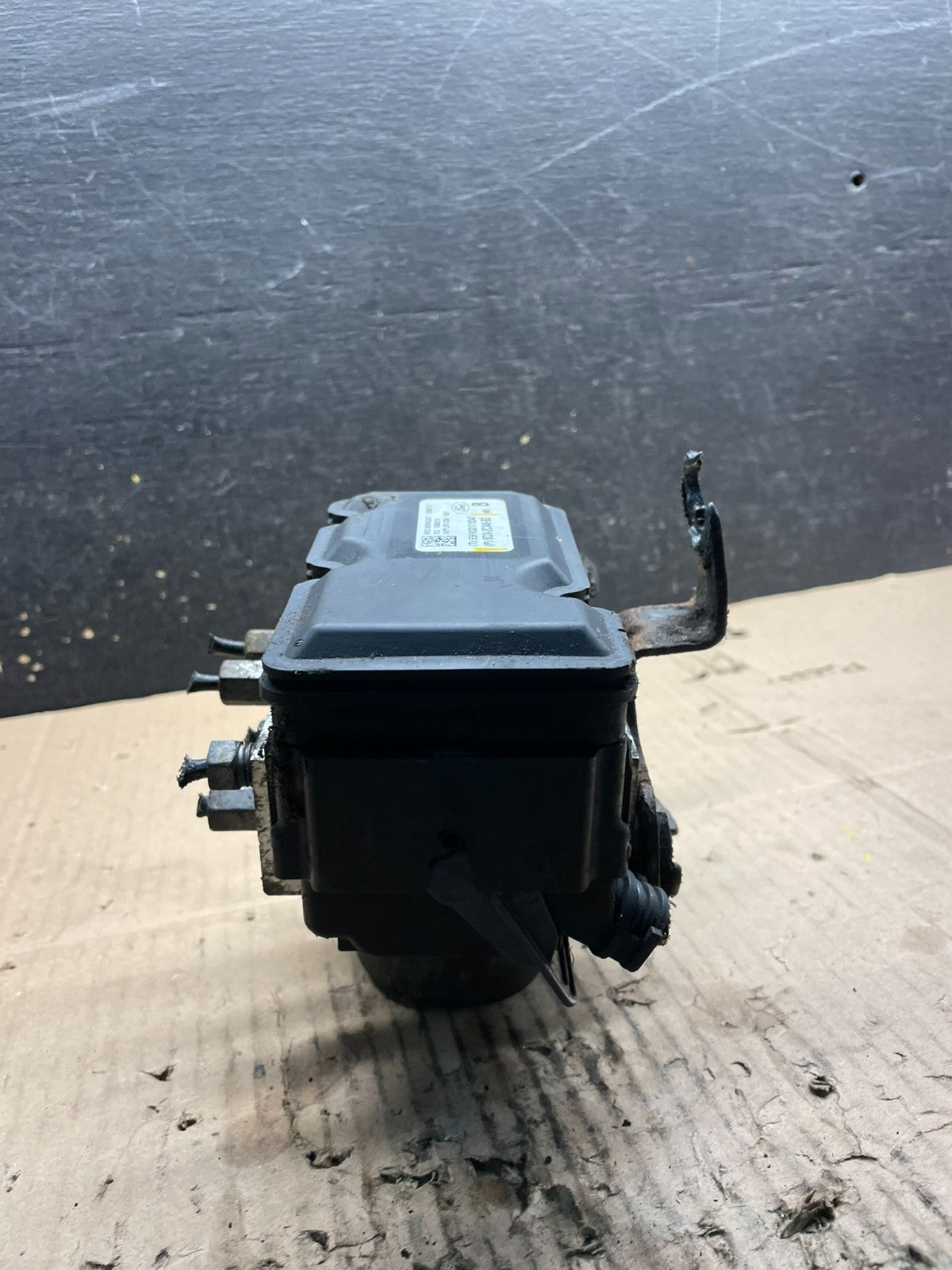 2011 - 2014 Ford E250 E350 Van ABS Anti Lock Brake Pump 8C24-2C346-BG V2297 DG1