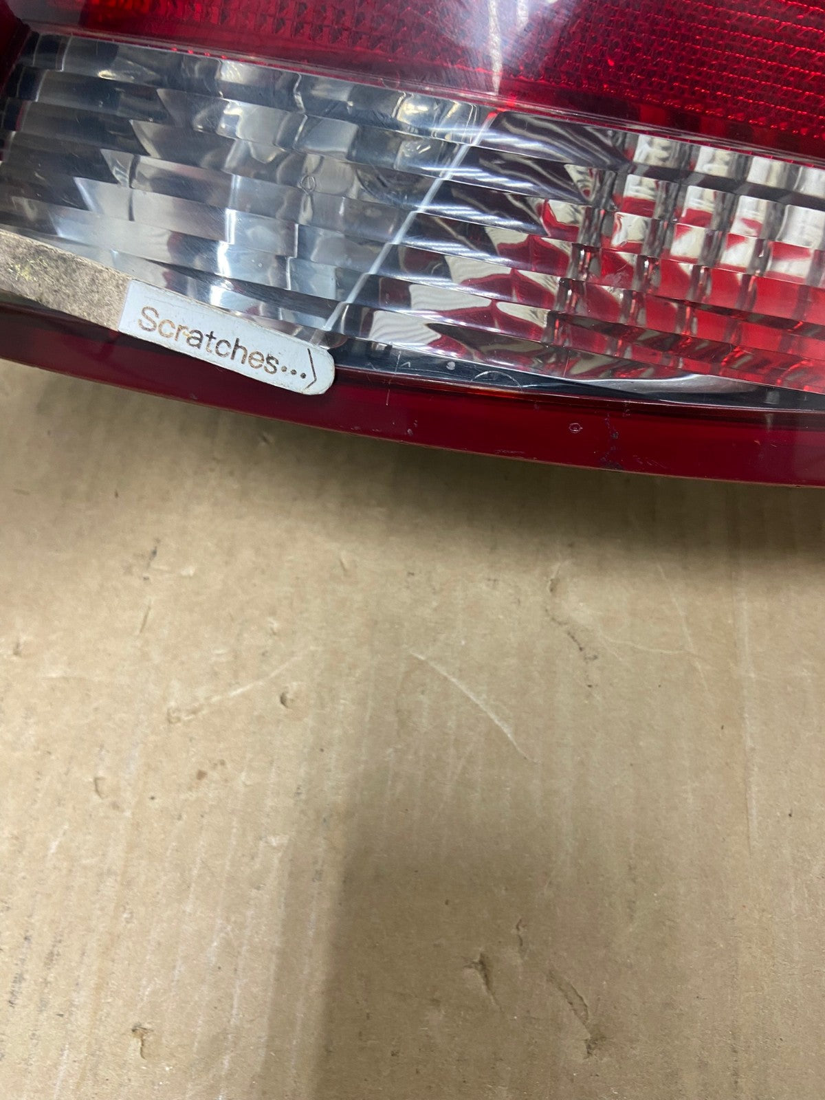 2004 2005 2006 2007 Ford Taurus Right Passenger Side Tail Light AG2018 LK4
