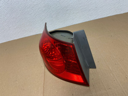 2007 to 2010 Hyundai Elantra Sedan Left Driver Side Tail Light Oem AB8062 LK1