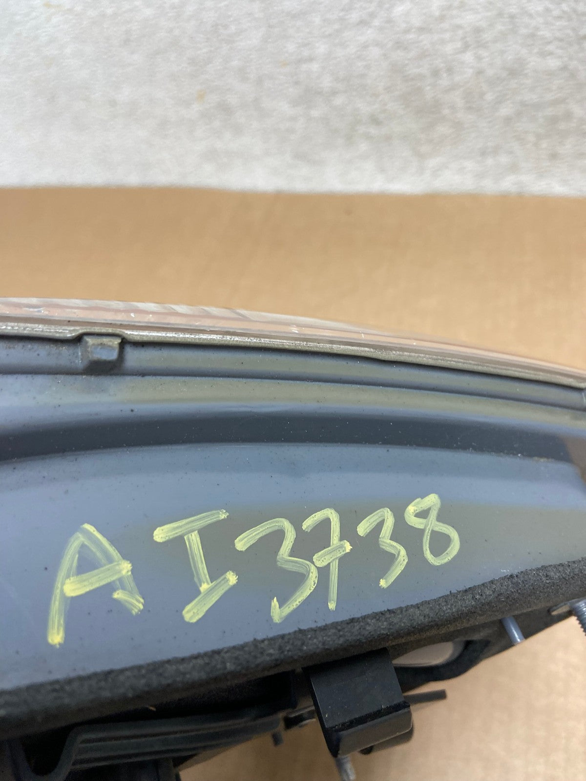 2007 to 2012 GMC Acadia Right Passenger Rh Hatch Tail Light Inner AI3738 LK7