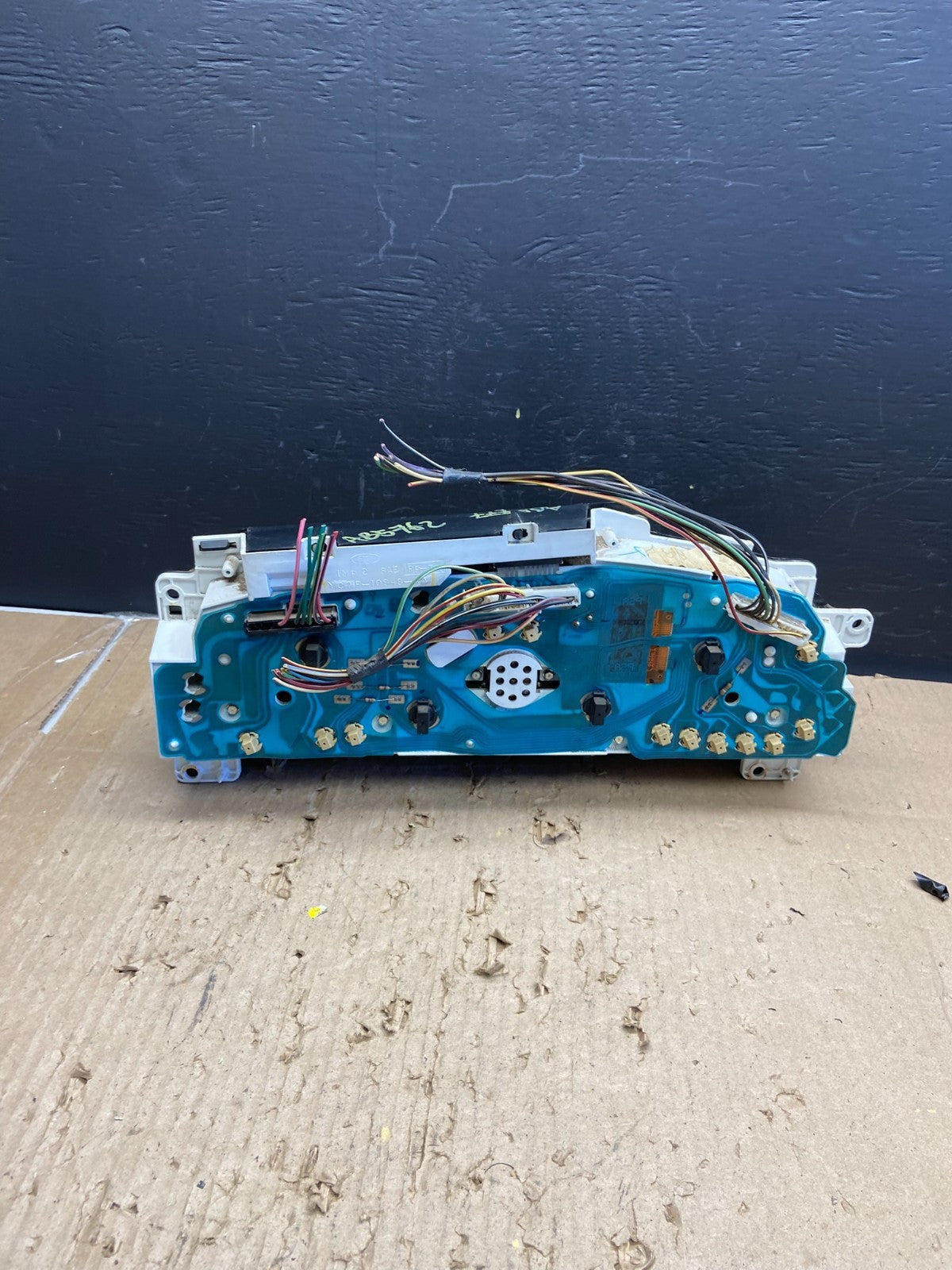 2001-2002 Ford Econoline E250 E350 Van Speedometer Instrument Cluster ab5777 DG4
