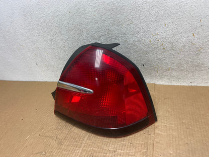 1998 to 2002 Mercury Grand Marquis Right Passenger Rh Side Tail Light AI6751 LK1