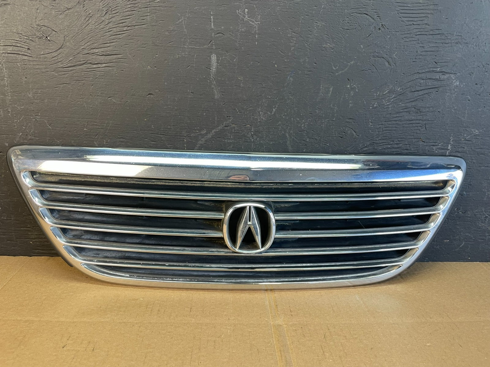 1996 to 1998 Acura RL Front Upper Grille Grill Emblem OEM ac2183 DG0