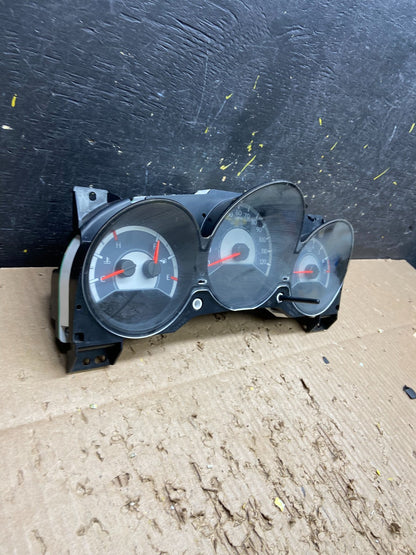 2011 Chrysler 200 Speedometer Instrument Cluster Gauges V7752 DG2