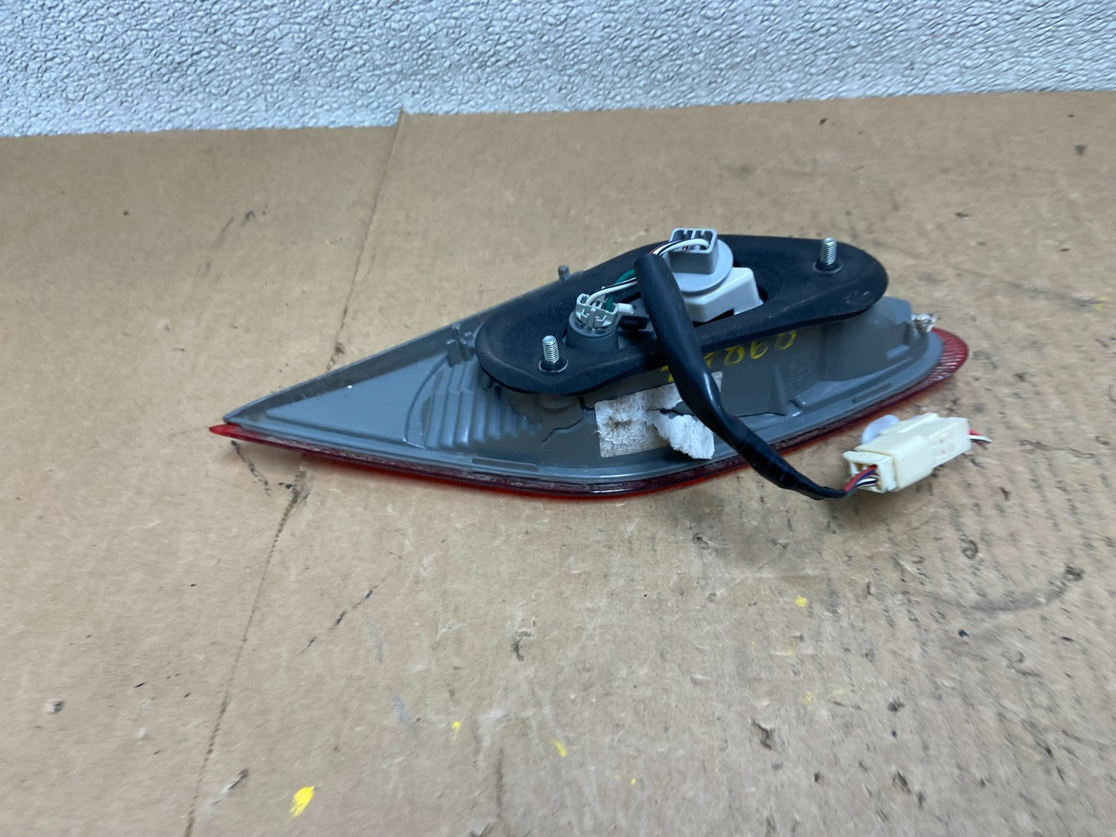 2005-2010 Toyota Avalon Left Driver LH Side Tail Light Inner Oem Z7868 DW3