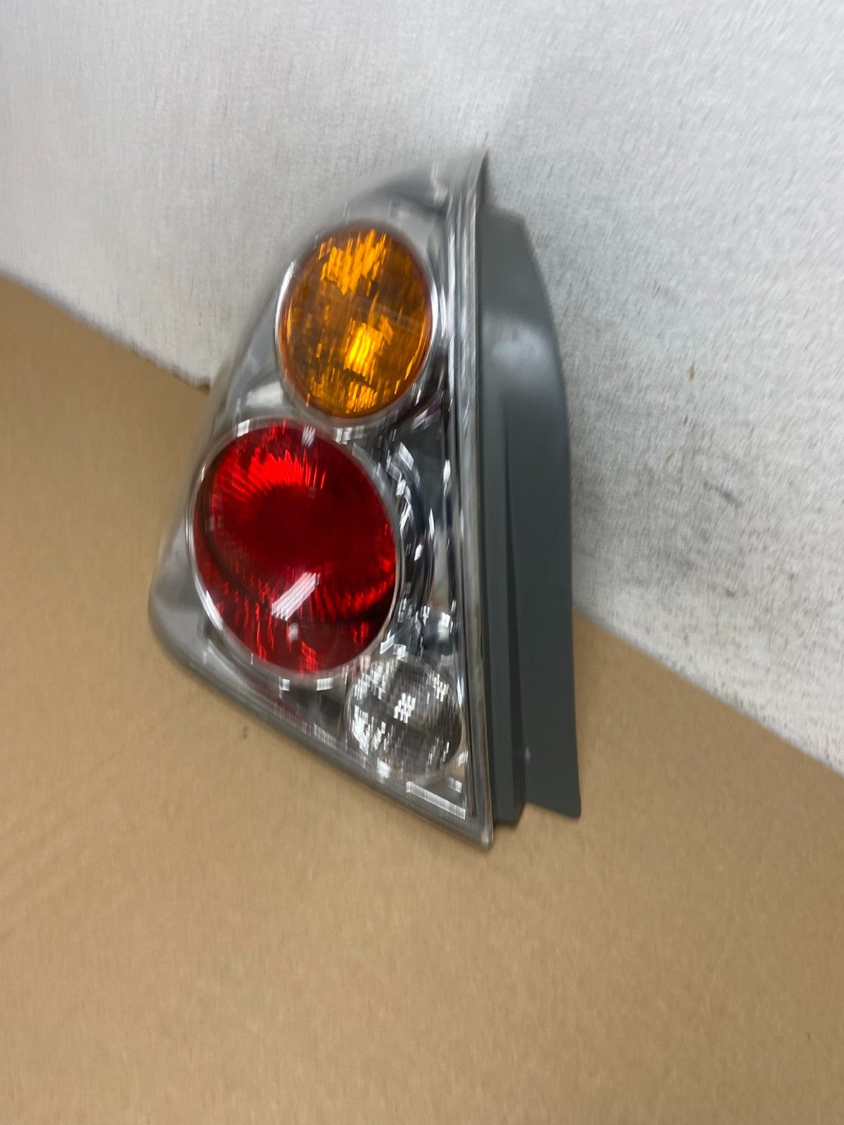 2002 2003 2004 Nissan Altima Tail Light Left Driver Lh Side AF7268 DW1