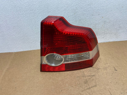 2004 to 2007 Volvo S40 Right Passenger RH Side Tail Light AD6217 LK0