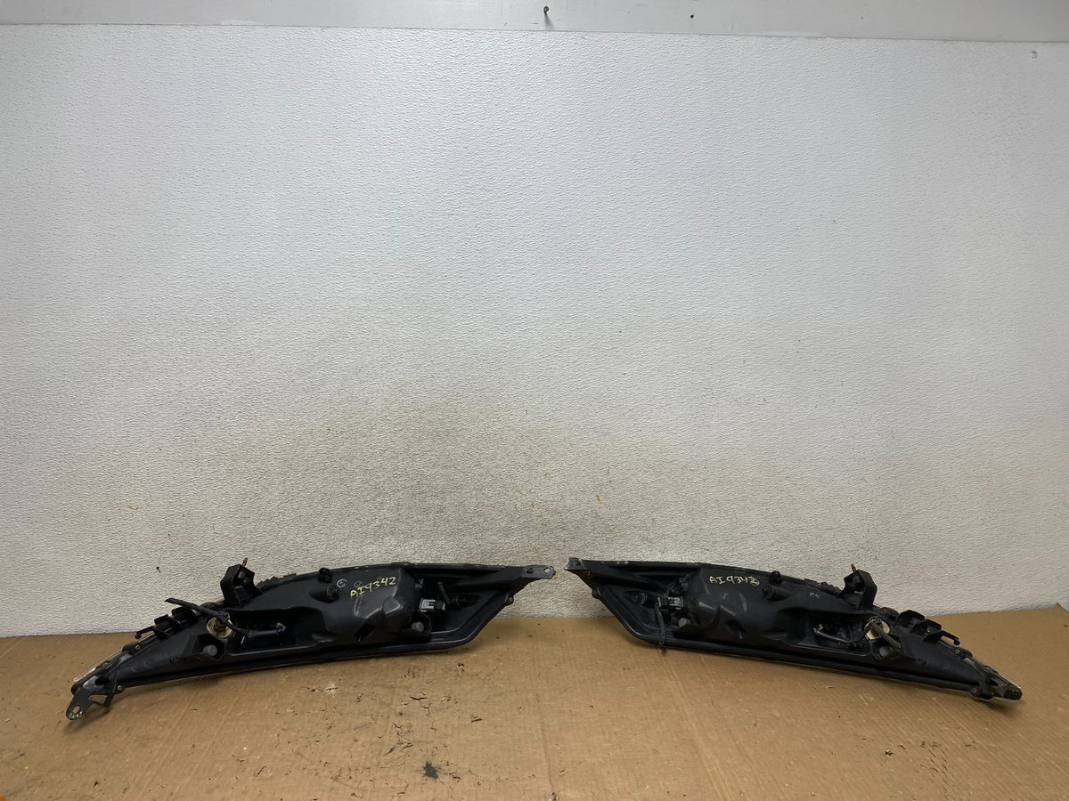 2011-2014 Nissan Juke Turn Signal Headlights Left+Right Halogen AI9342 LK7