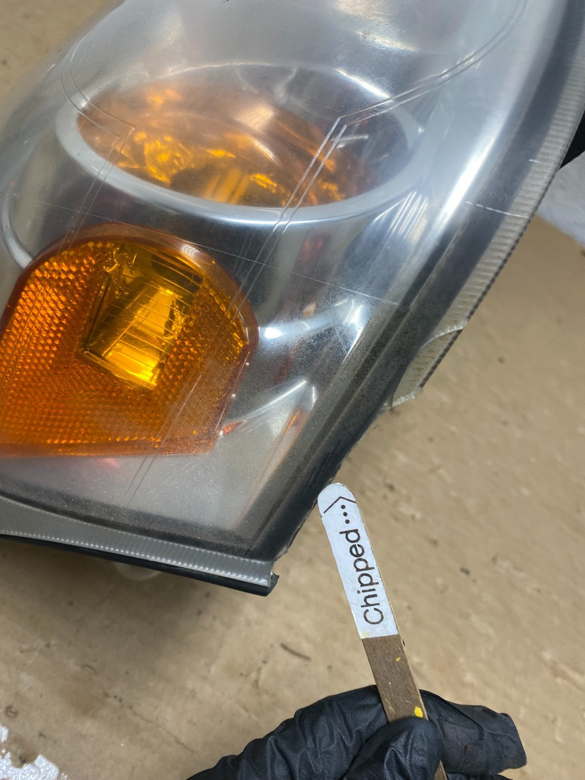 2006 to 2007 Saturn Vue Headlight Right Passenger Side Halogen AG9297 DW5