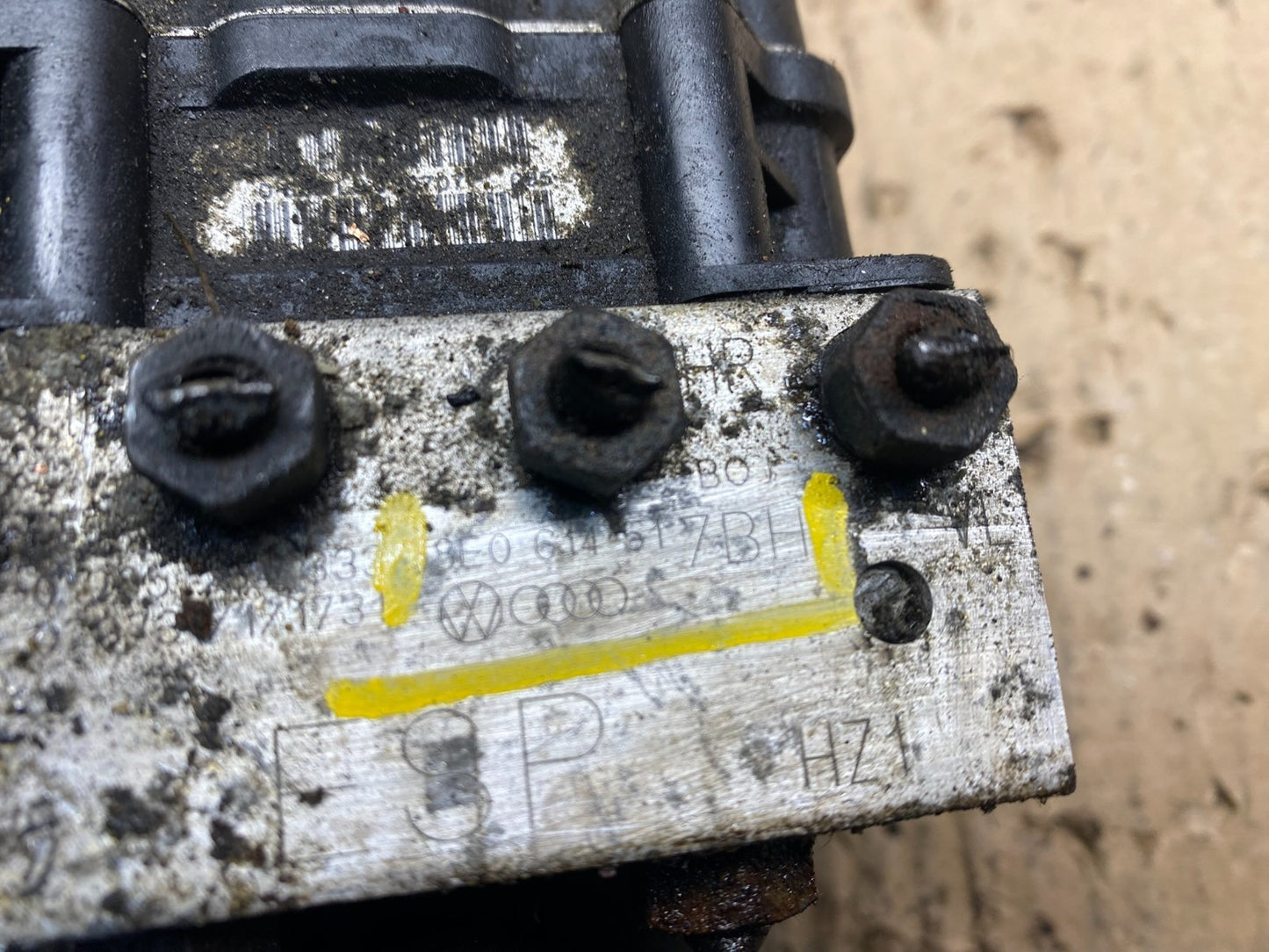 2007 to 2008 Audi A4 S4 ABS Anti-Lock Brake Pump 8e0910517j OEM v0775 DG6