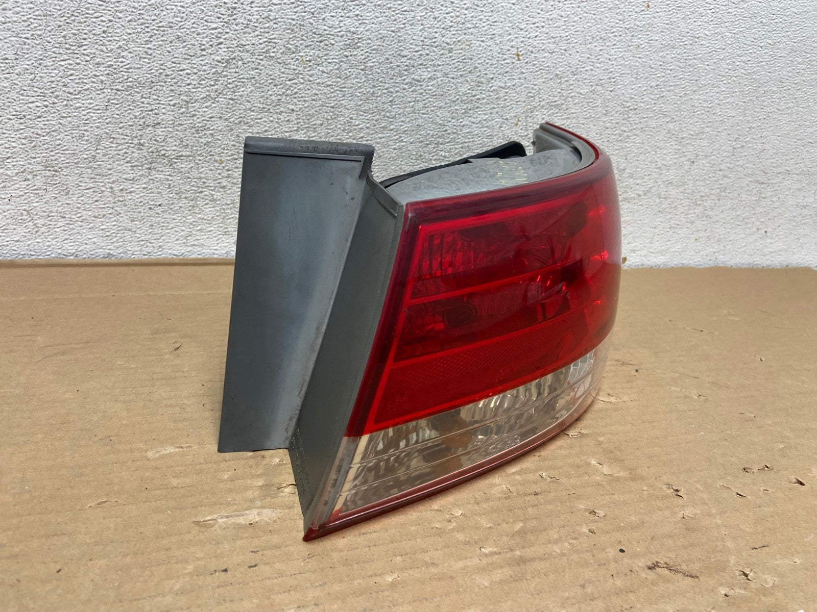 2006 2007 2008 Hyundai Sonata Right Passenger Rh Side Tail Light AG9204 LK1