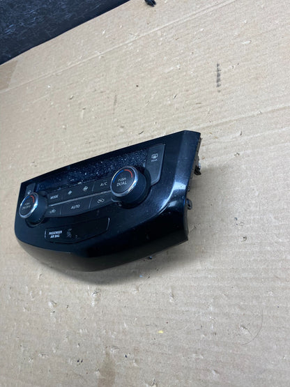 2017 to 2020 Nissan Rogue Heater Temperature AC Climate Control AG5222 DG4
