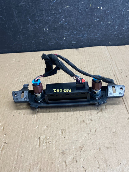 2007 - 2014 Chevrolet Tahoe Yukon Pedal Traction Control Switch ae3852 DG3