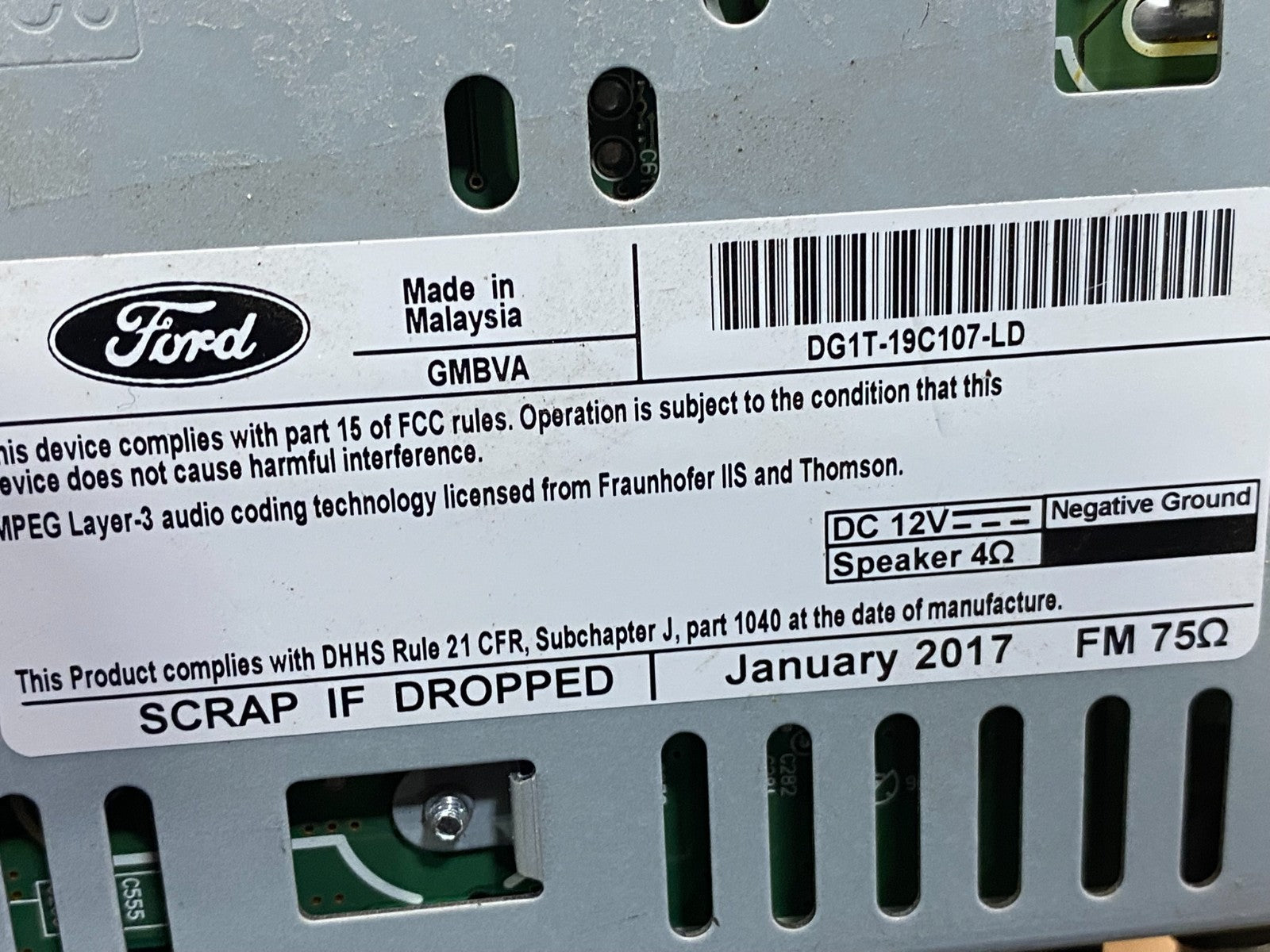 2016 2017 Ford Taurus Radio Stereo CD Player Receiver AM FM Audio AE7880 DG6