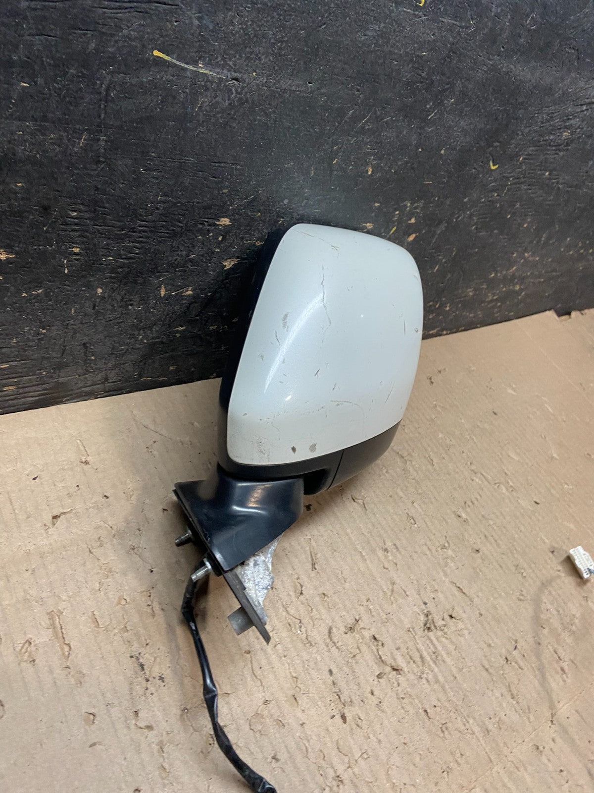 2011 to 2017 Nissan Quest Left Driver LH View Door Mirror OEM X7999 MS2