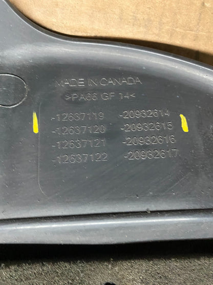 2010 to 2012 Chevrolet Equinox V6 VVT Plastic Engine Cover Shield G2889 DG18