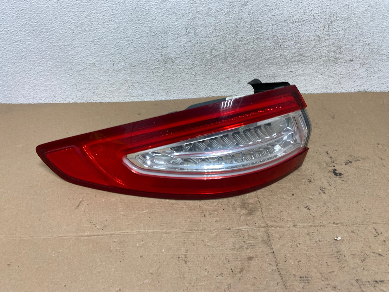 2013 to 2016 Ford Fusion Left Driver LH Side Tail Light AF5000 LK0