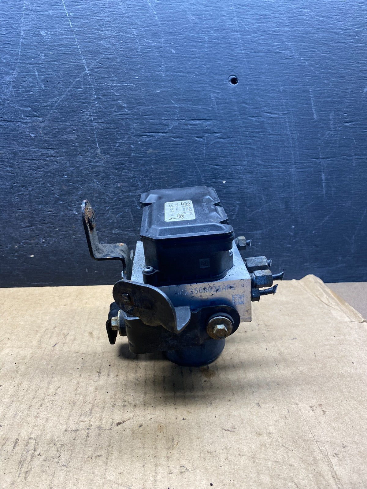 2014 2015 Ford E350 E450 Van ABS Anti Lock Brake Pump Module AH7231 DG2