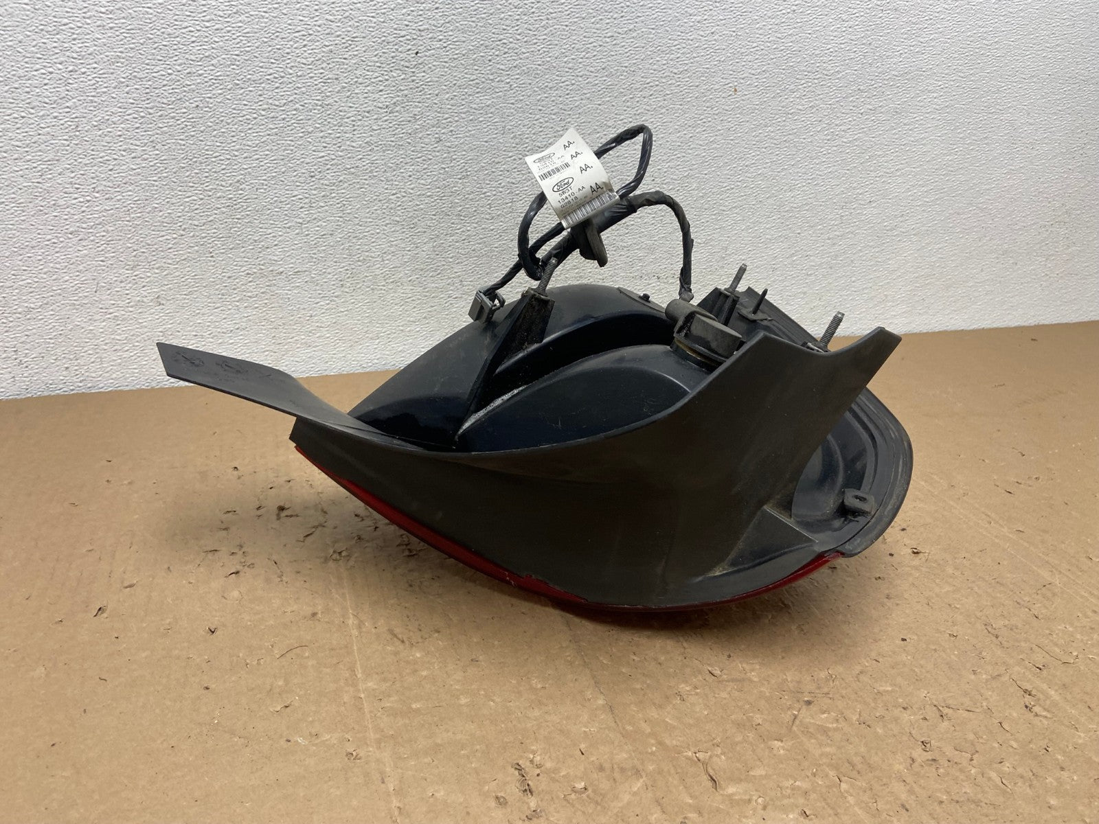 2003 to 2011 Mercury Grand Marquis Right Passenger Side Tail Light AC6067 LK5