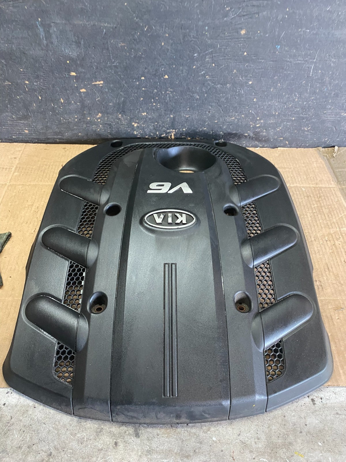 2007 to 2009 Kia Amanti Engine Motor Cover V6 Q0665 DG1