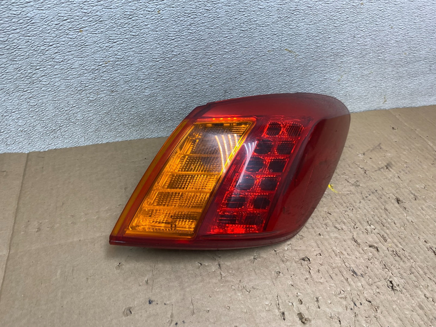 2009 2010 Nissan Murano Right Passenger Rh Side Tail Light T7780 DW2