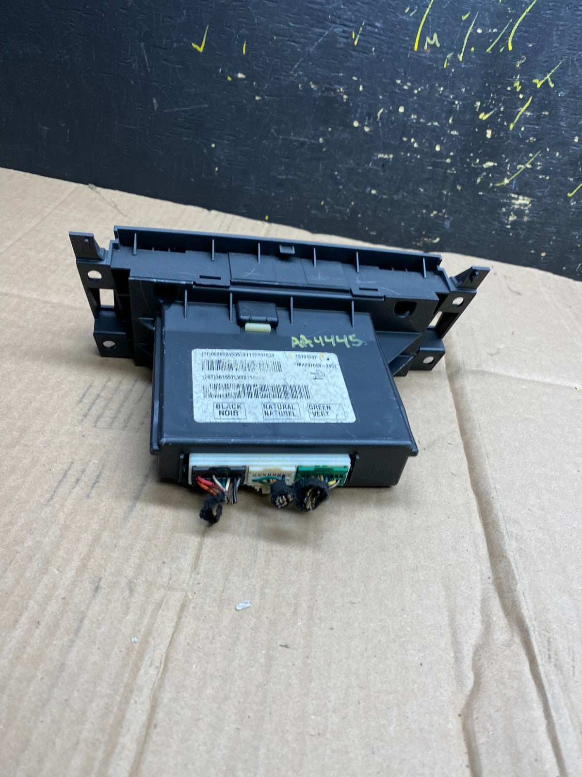 2006 to 2011 Cadillac DTS AC Heater Climate Control Panel aa4445 DG3