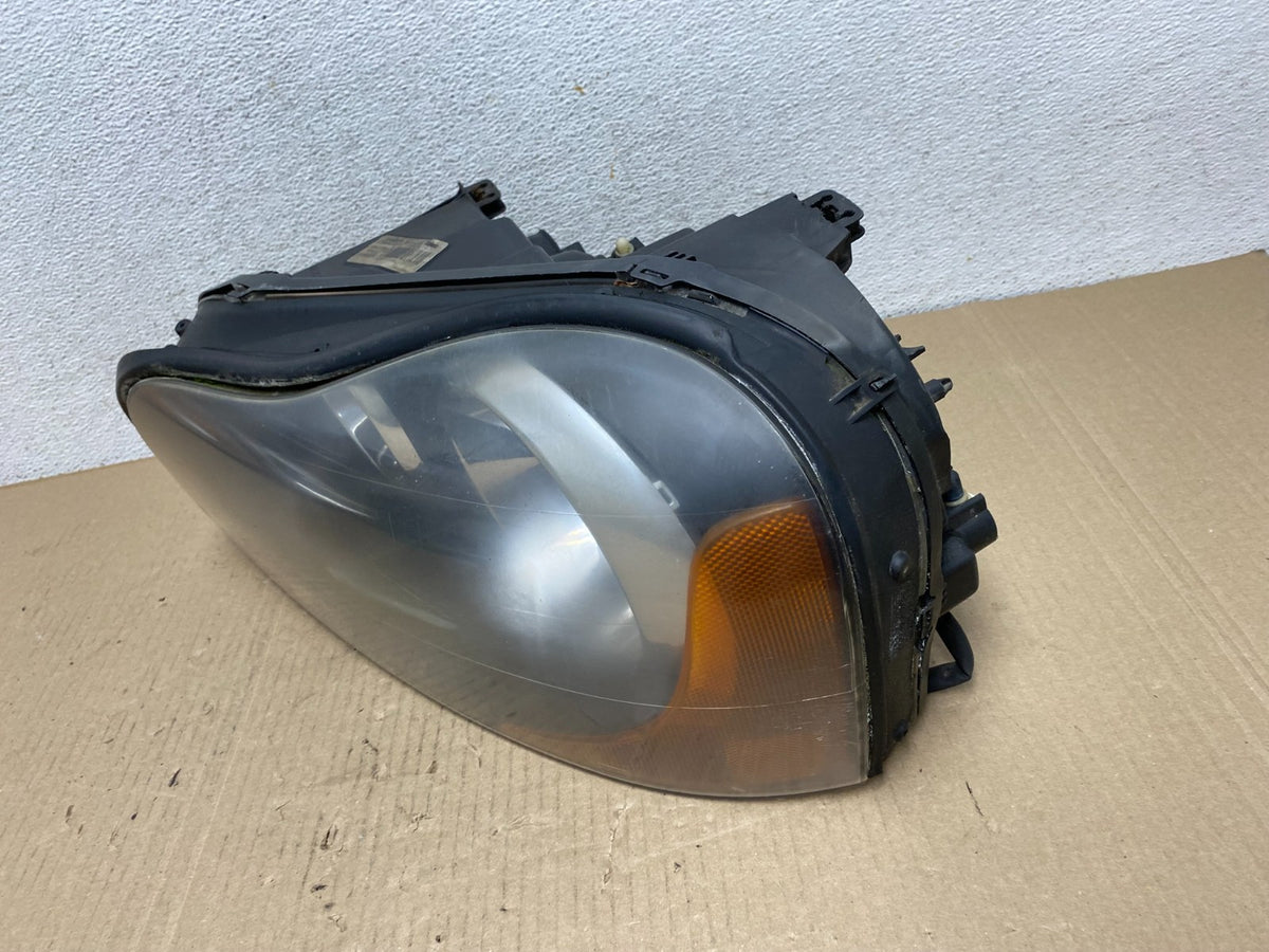 2003-2013 Volvo XC90 Left Driver LH Side Halogen Headlight AF5846 DW1