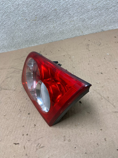 2003 2004 2005 Mazda 6 Right Passenger Inner Tail Light Taillight OEM AA0439 DW2