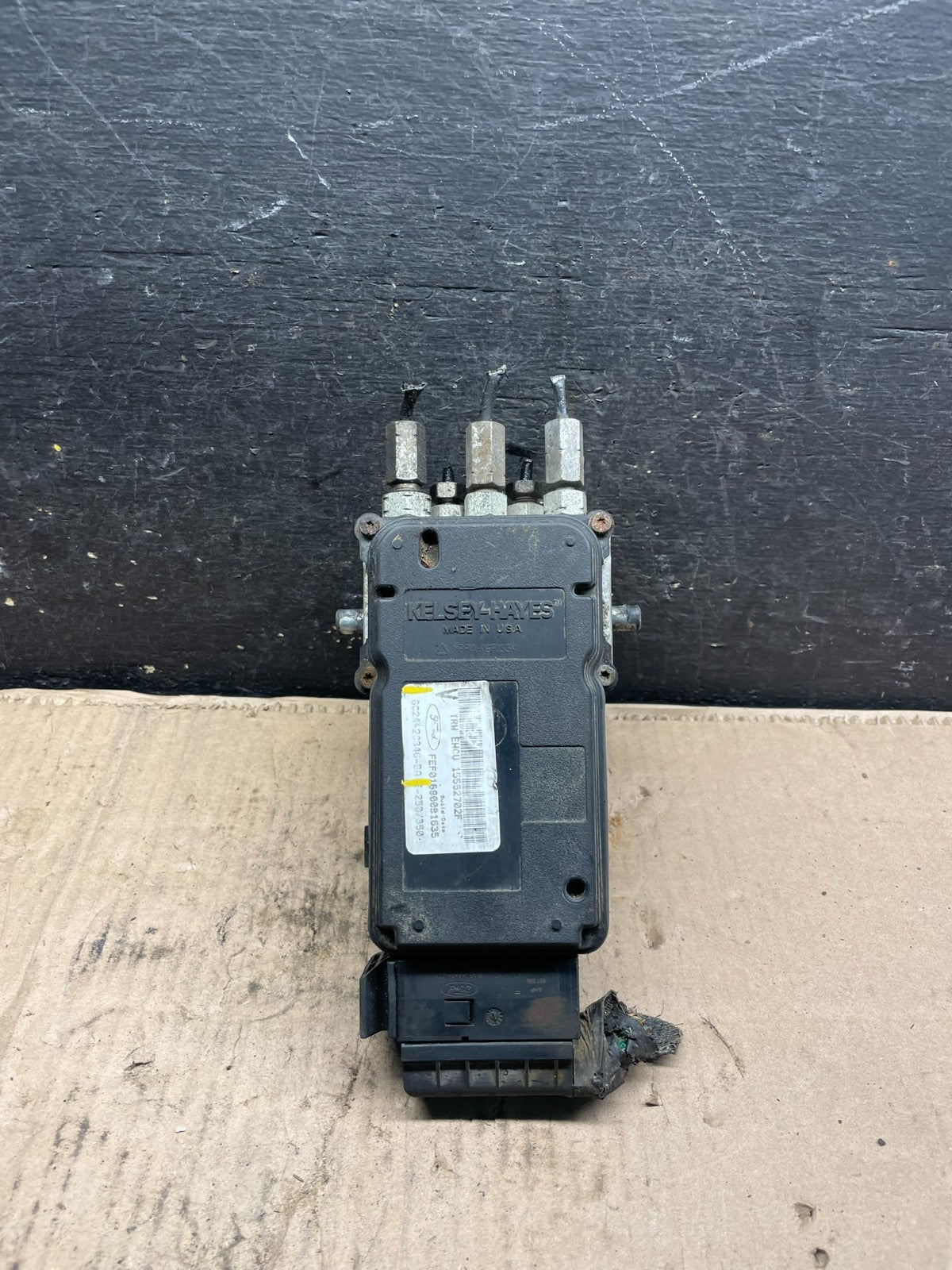 2006 2007 Ford E250 E350 Econoline Anti-Lock ABS Antilock Brake Pump T2890 DG0