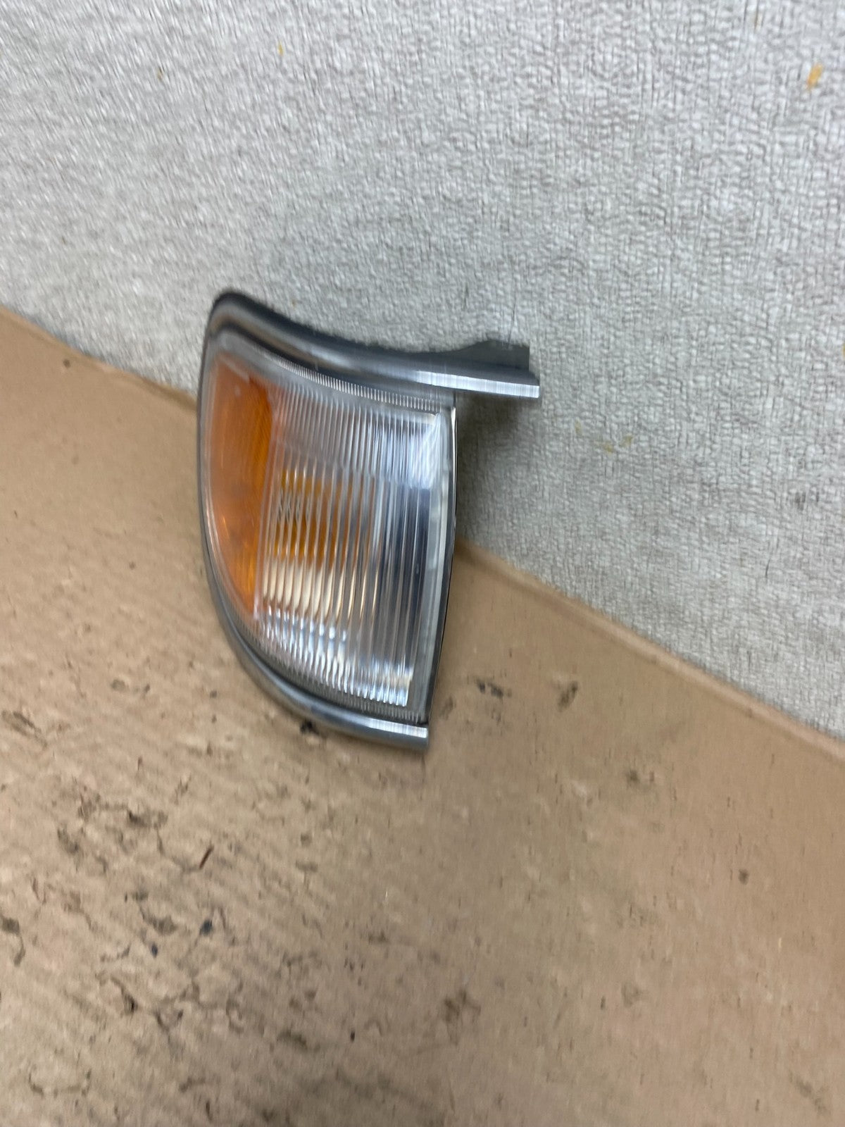 1996-1998 Nissan Pathfinder Right Passenger RH Turn Signal Oem AB0820 DG1