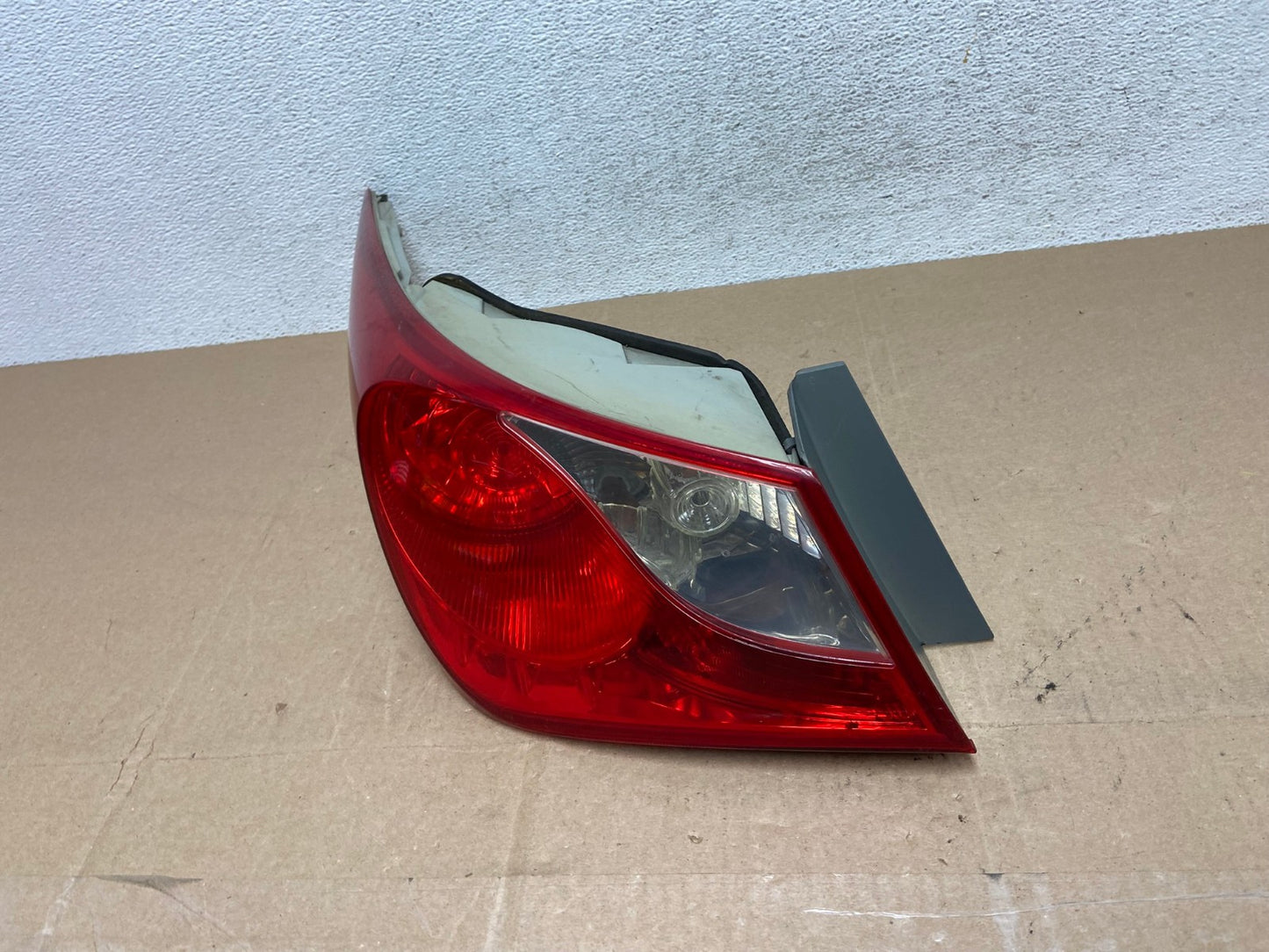 2011 2012 2013 Hyundai Sonata Left Driver LH Side Tail Light AE6731 LK1