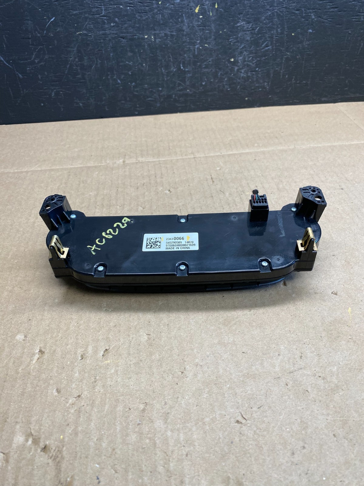 2014 2015 Chevrolet Malibu AM FM Radio Control Panel AC6229 DG4