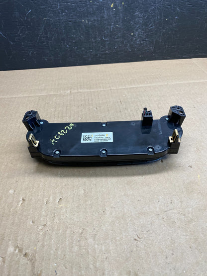 2014 2015 Chevrolet Malibu AM FM Radio Control Panel AC6229 DG4