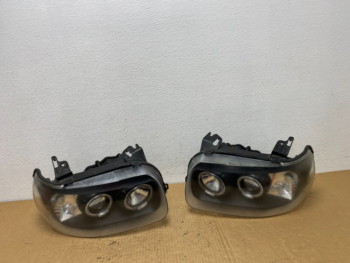 2005 - 2007 Ford Escape Left+Right Set LED Black Headlight AC7788 DG0