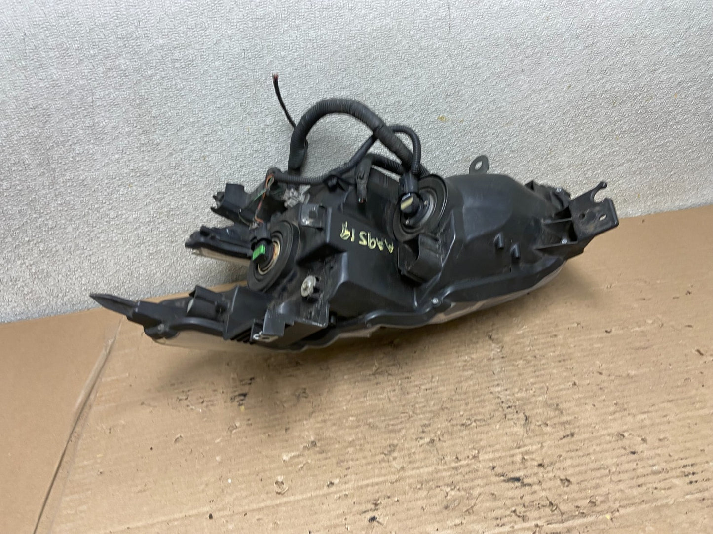 Halogen 2009-2014 Nissan Maxima Right Passenger Headlight AA9519 DW4